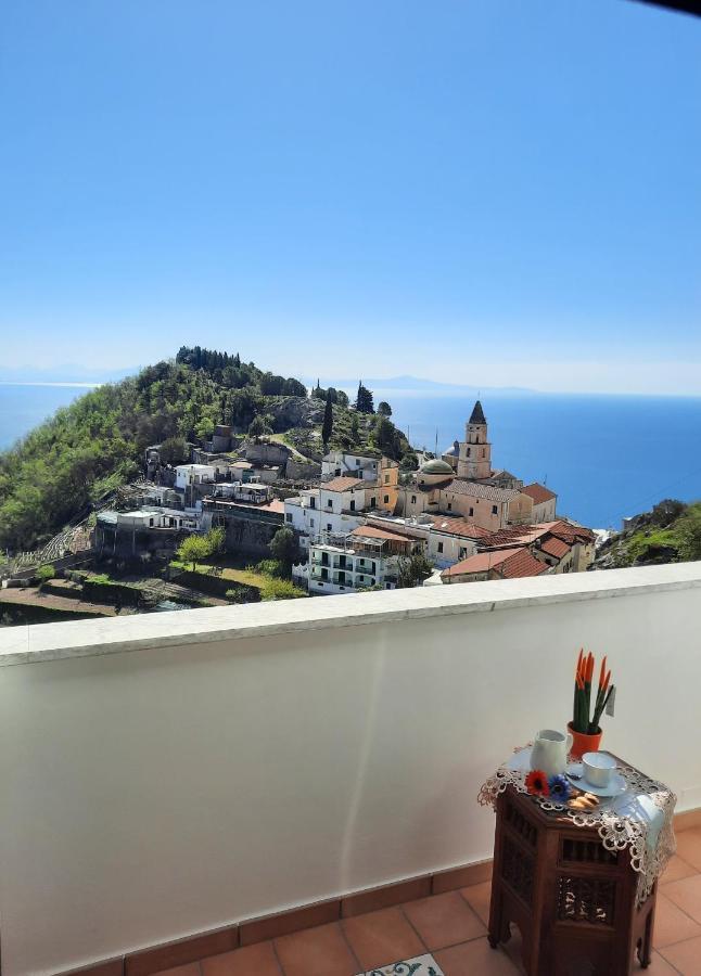 L'Arabesco B&B Amalfi Exteriör bild